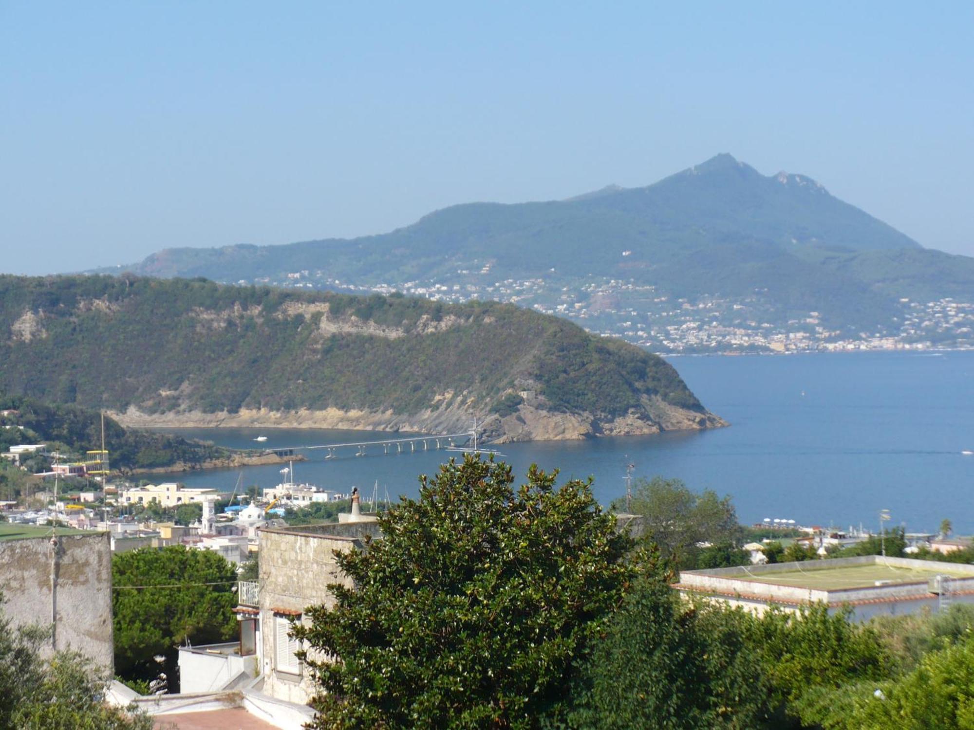 Hotel Savoia Procida Exterior foto
